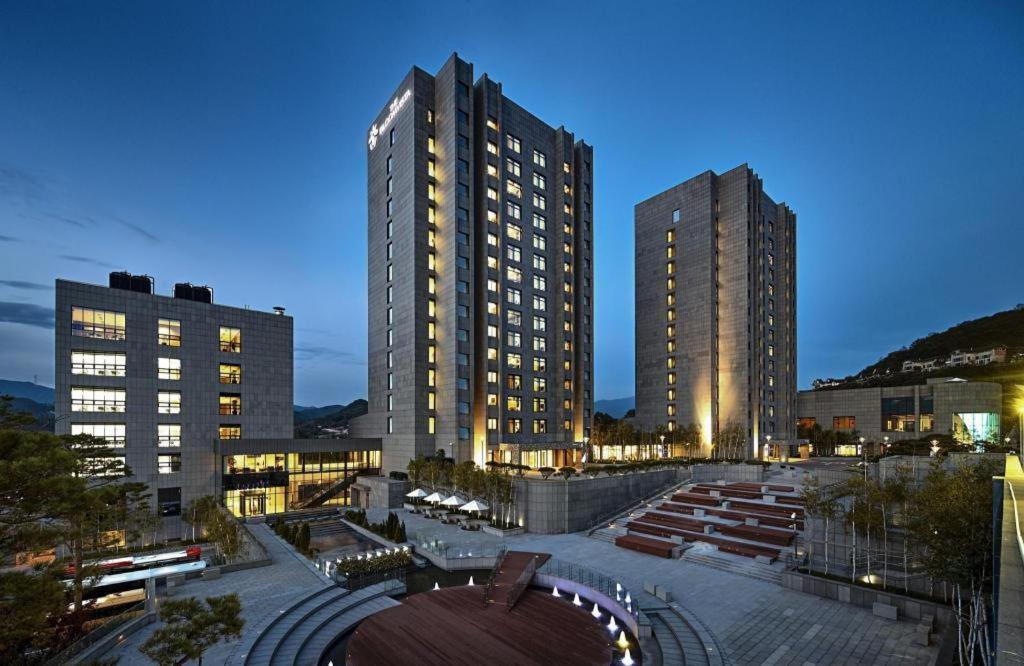 The Bloomvista Hotel Yangpyeong Exterior photo